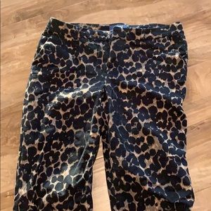 Women’s Old navy leopard print work pant size 6